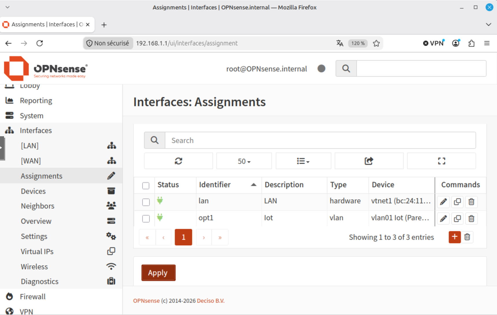 L'interface Iot assignée, identifiée opt1 et de type vlan, dans la liste des interfaces d'OPNsense