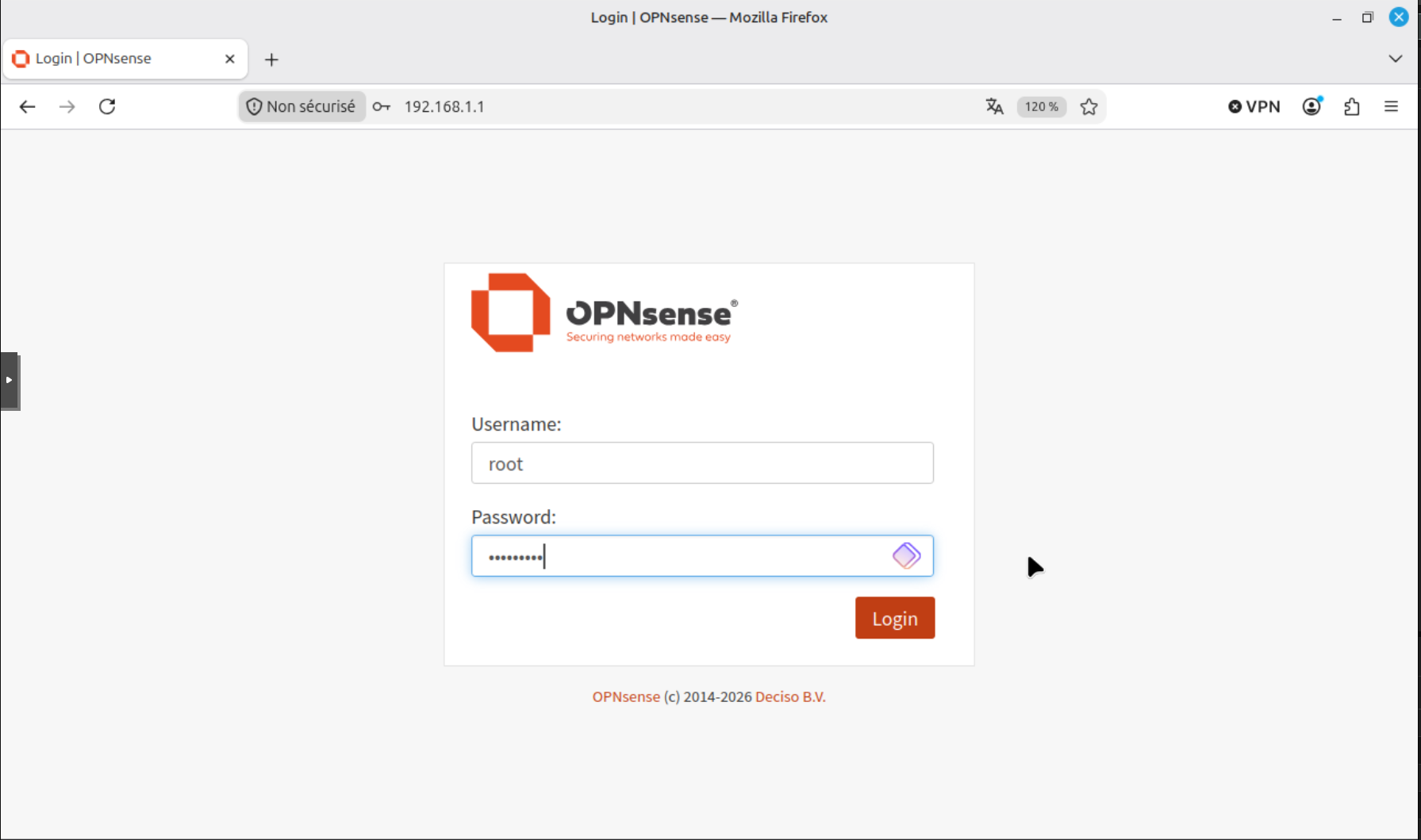 Page de connexion web d'OPNsense avec l'identifiant root