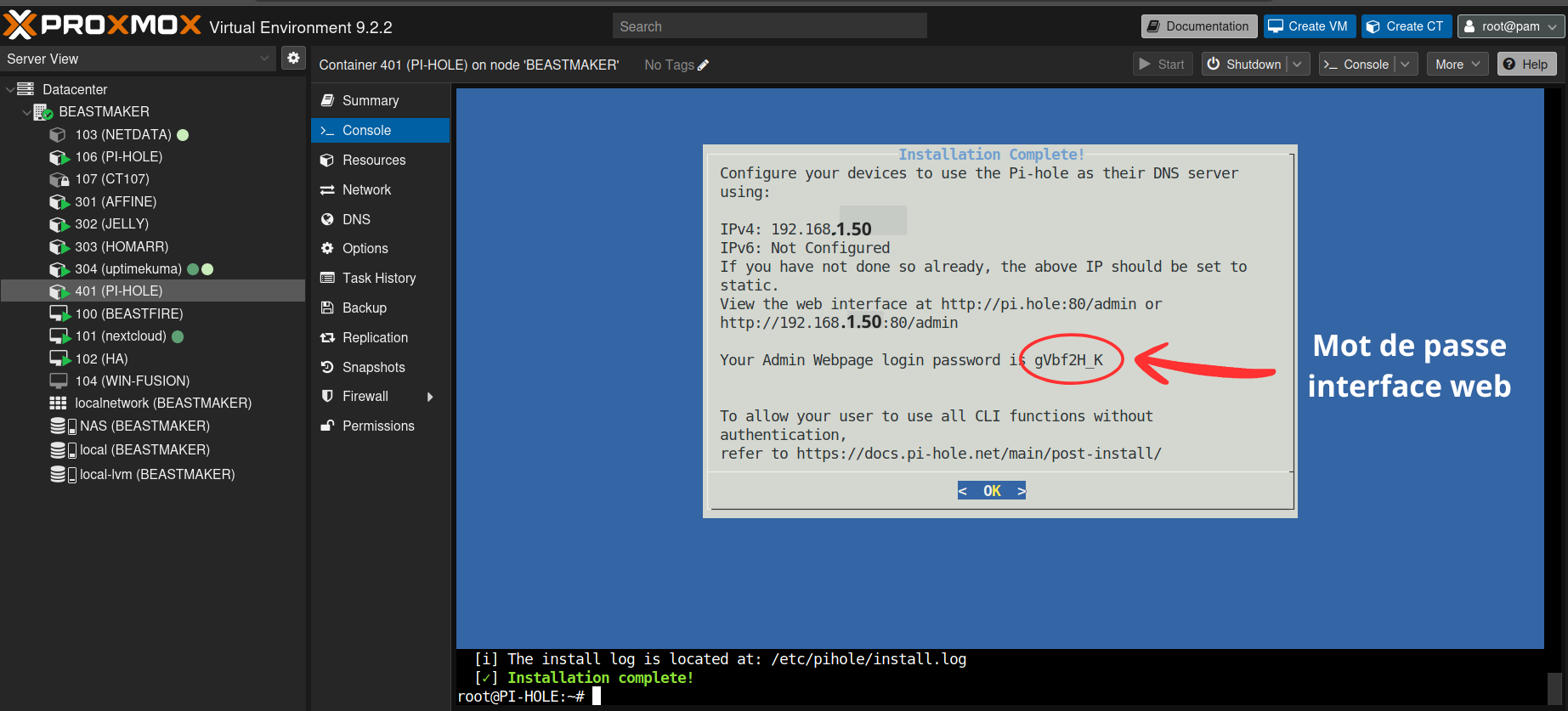 Écran de fin d'installation avec l'URL d'accès et le mot de passe admin