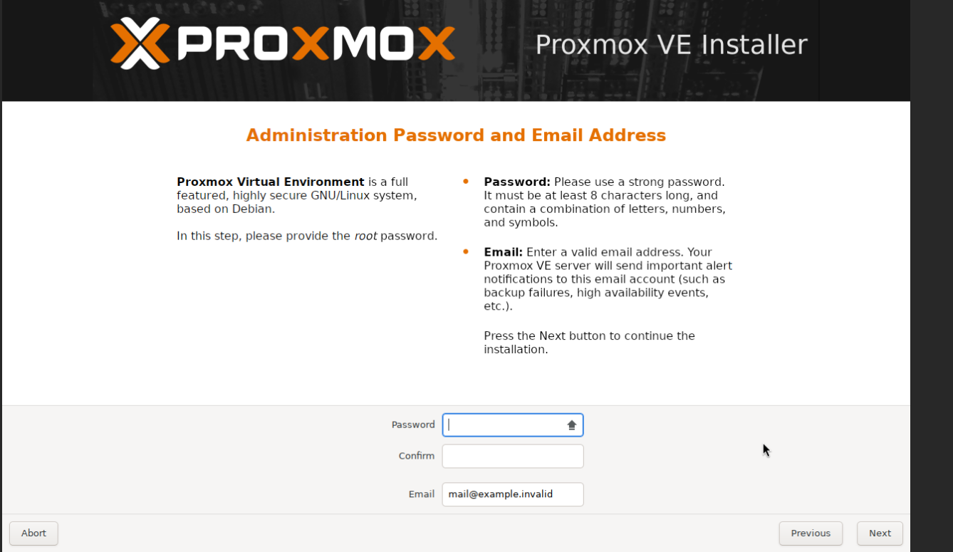 Lécran mot de passe root et adresse email