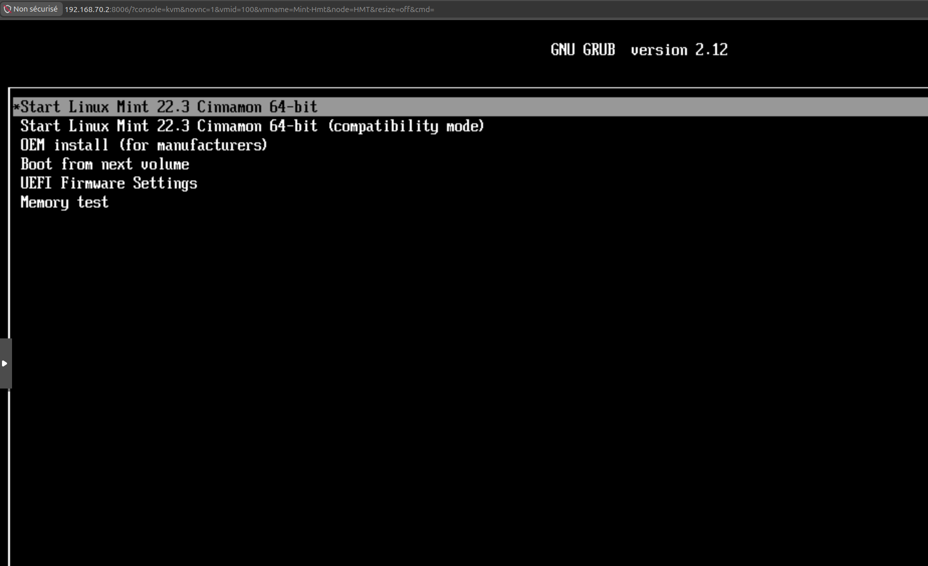 menu GRUB 2.12 : « Start Linux Mint 22.3 Cinnamon 64-bit »